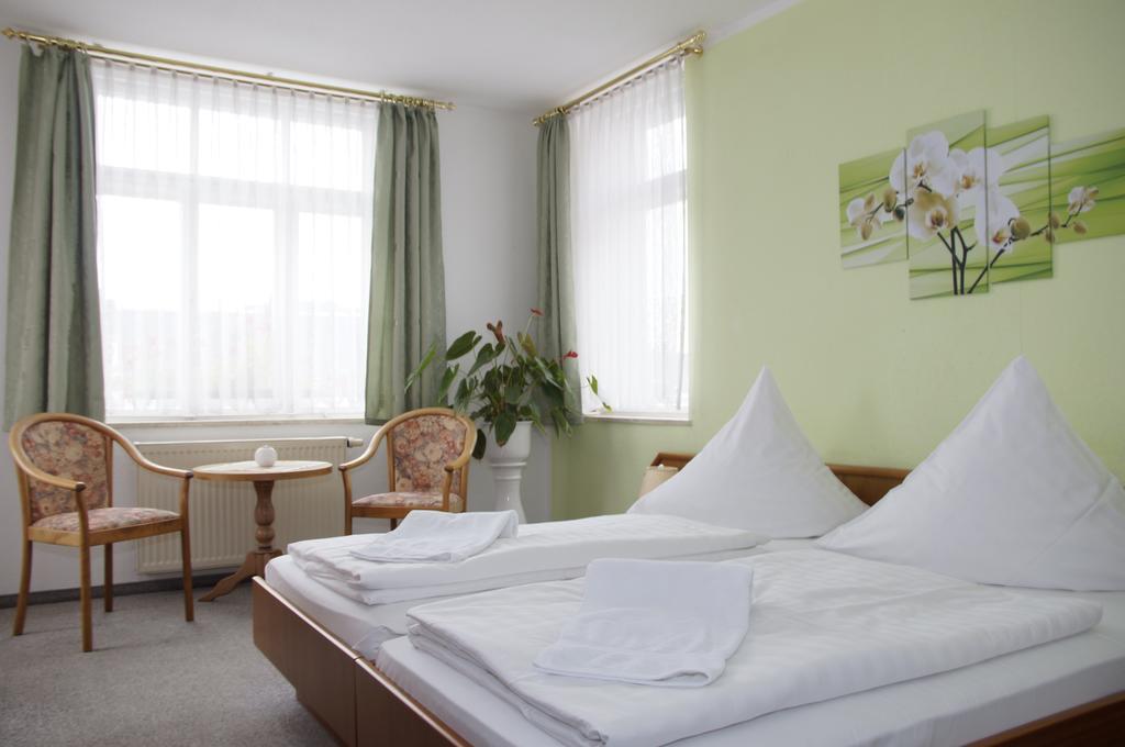 Ratskeller Thum Hotel Eksteriør billede